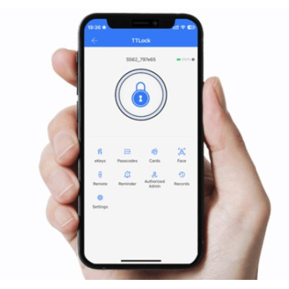 Vandaalbestendig codeklavier met Bluetooth en gezichtsherkenning